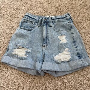 Curvy ultra high rise jean shorts Hollister 00/000